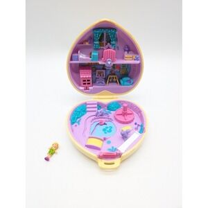 Vintage 1994 Bluebird Polly Pocket Strollin' baby Nursery Yellow Heart Compact
